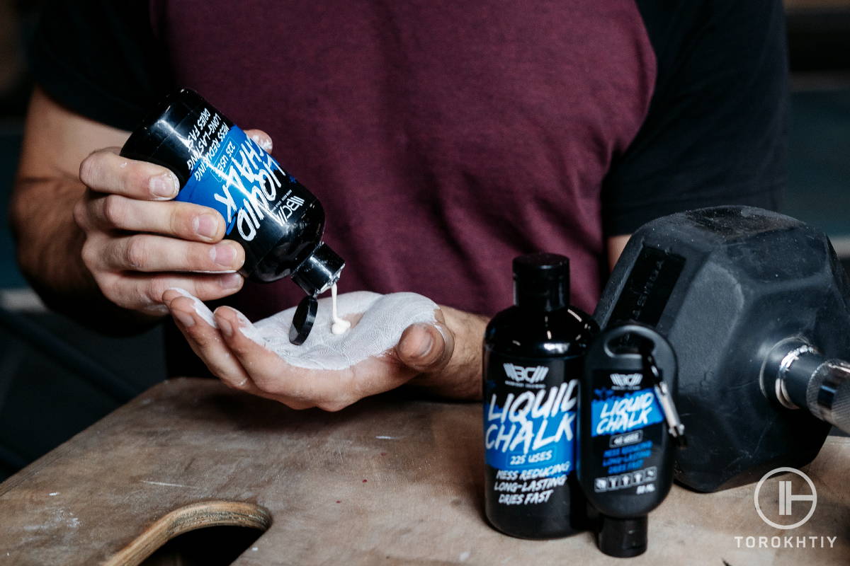 Athlete Liquid Chalk Using Athlete Liquid Chalk Using