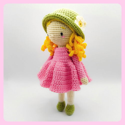 Danae, the little doll