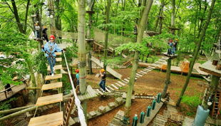 abenteuerpark potsdam spannende abenteuer auf vielen ebenen