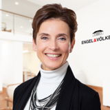 Claudia Müller ist Immobilienmaklerin bei Engel & Völkers in Berlin.
