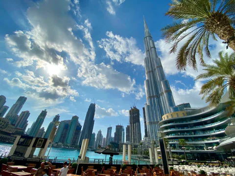 Dubai Mall and Burj Khalifa Tour w/ Pickup