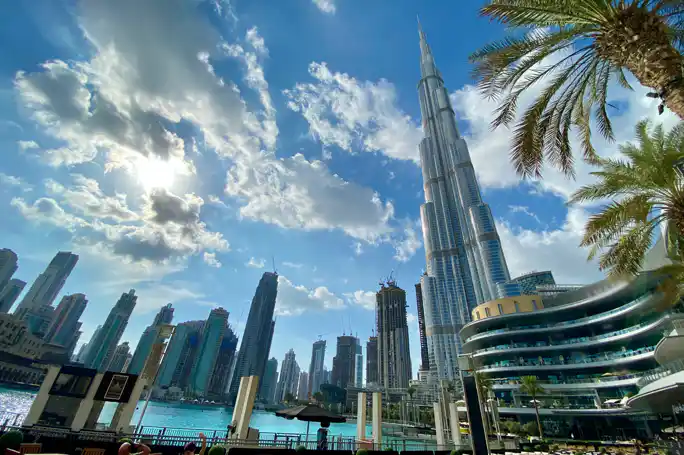 Dubai Mall and Burj Khalifa Tour w/ Pickup