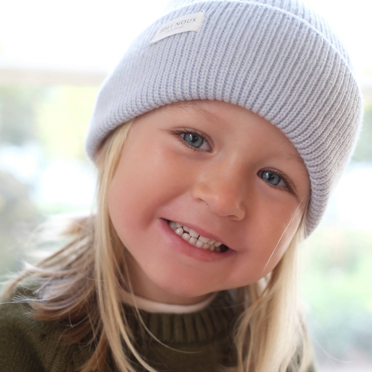 bonnet joli nous tour de cou tricot laine mérinos cashwool Italie bébé enfant junior et adulte qualité élégance premium marque suisse excellence