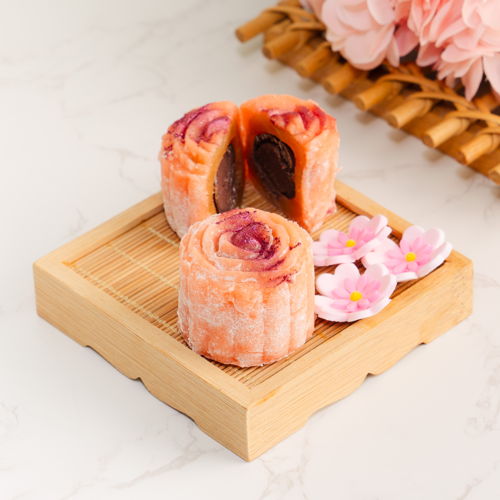 Lychee Rose Chocolate Truffle Snowskin Mooncake (荔枝玫瑰冰皮)