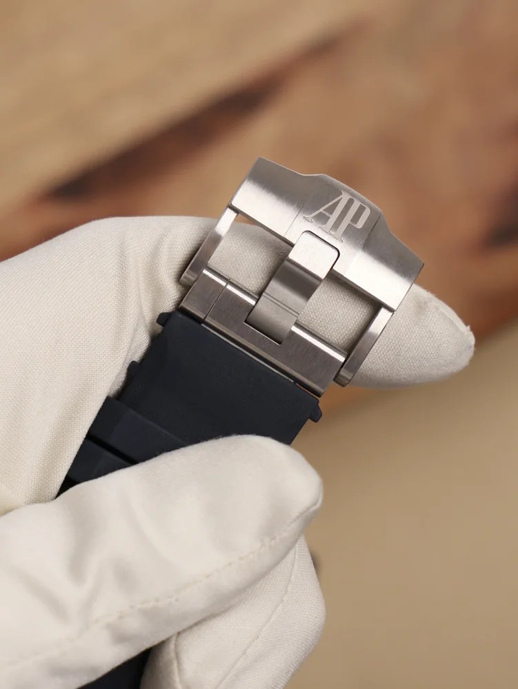 Audemars Piguet Royal Oak Offshore Diver 15720ST.OO.A027CA.01