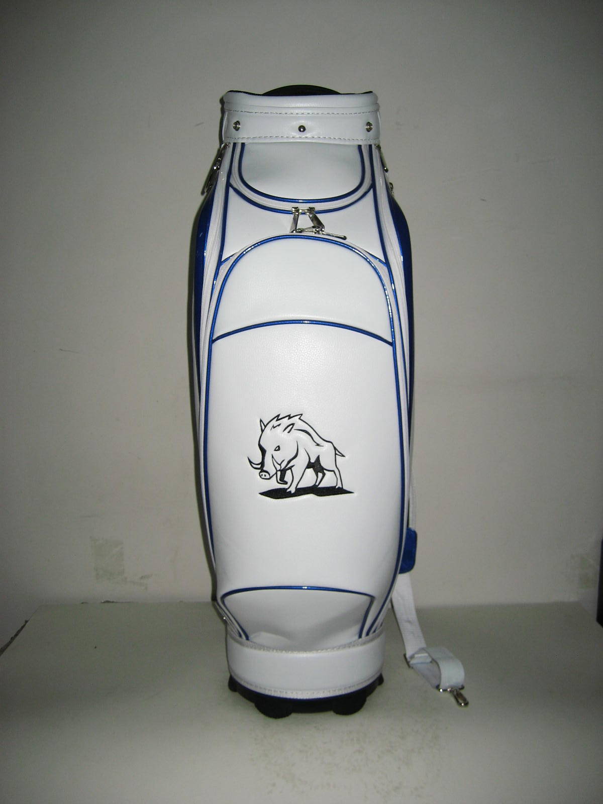 BagLab Custom Golf Bag customised logo bag example 127