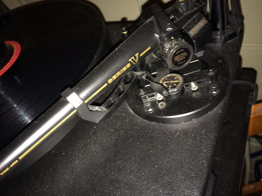 SME 20 20 / 2 with SME 5 Tonearm (Gold Letters) CANADA Model 20