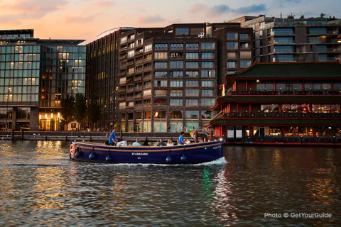 Traditional Dutch Cheese Tasting Canal Cruise