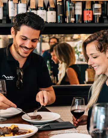 Learn about culture with expert local guide