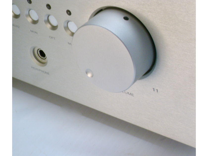 ModWright LS-100 with Phono Get ready for hifi fun!