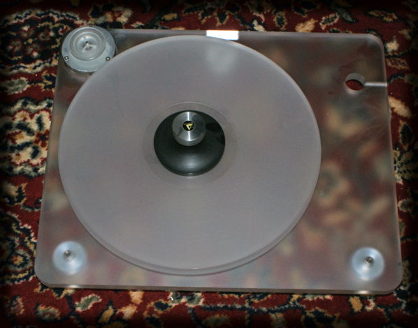 Clearaudio  Emotion Turntable with Ceramic Magnetic Bea...