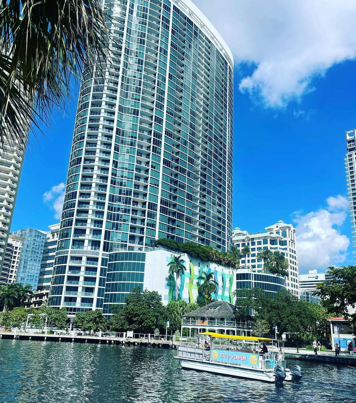 miami boat rental bachelorette party 