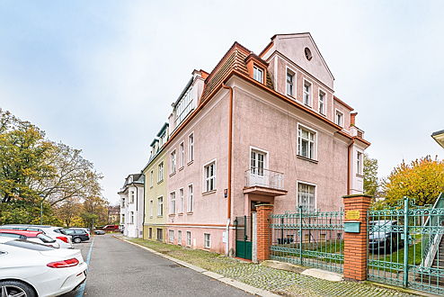  Praha 5
- Pronájem kanceláře v prestižní lokalitě Hradčan, 85 m²