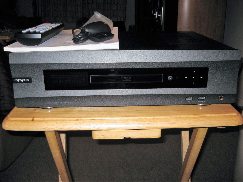 OPPO BDP-105 universal DVD player