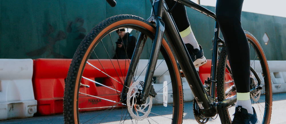 Gravel tire of Cannondale Neo Topstone road e-Bike