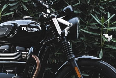 2019 TRIUMPH STREET TWIN motorcycle for rent near Gilbert, AZ