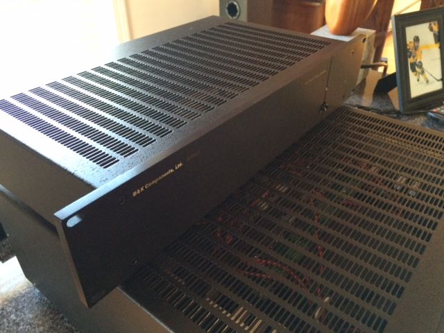 B & K outlet Components.Ltd Power Amplifier STS-55.2