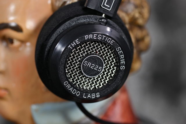 Grado SR225i Headphones