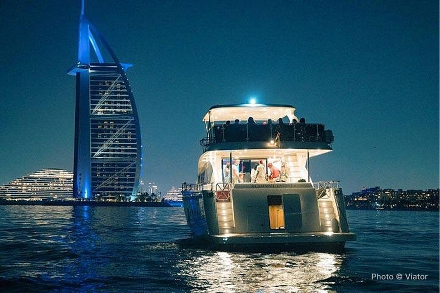 Dubai Marina Yacht Cruise w/ BBQ, Unlimited Drinks & DJ - photo 4