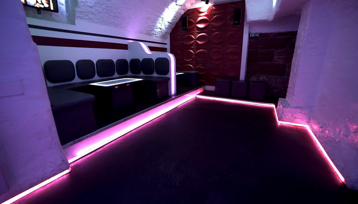 basement sitzreihe led