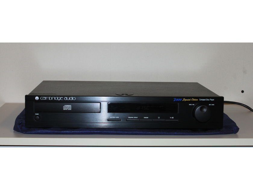 Cambridge Audio D300SE CD Player no display