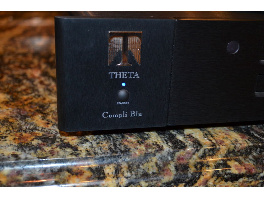 Theta Digital Compli Blu Universal Disc Player