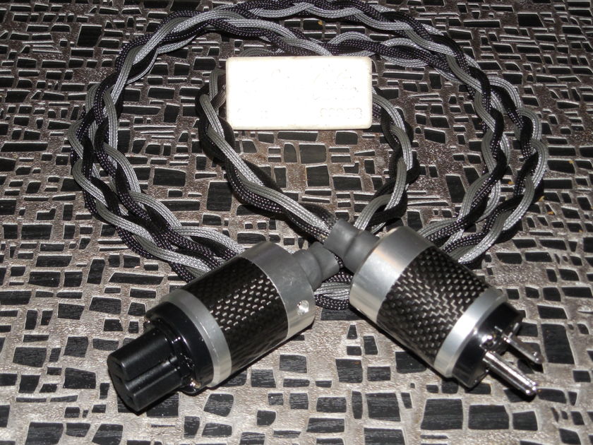 1 Meter  Silver/Rhodium Power cord Custom made silver/rhodium woven Power cord CARBON FIBER Connectors