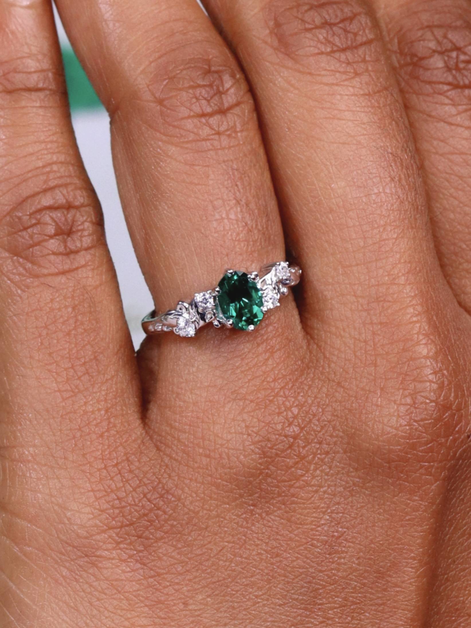 Emerald engagement ring