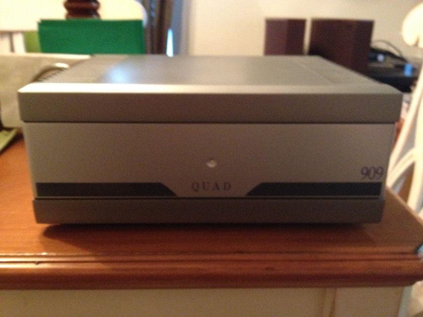 Quad 909 Silver