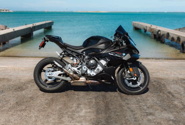 2025 BMW S 1000 RR motorcycle for rent near Honolulu, HI