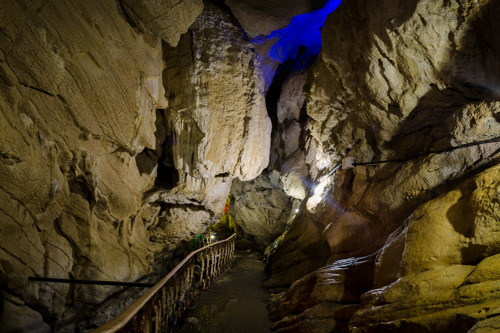 Таинственные Воронцовские пещеры
