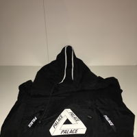 PALACE WINDBREAKER BLACK!