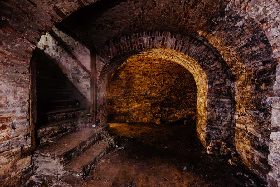 Late-Night Underground Vaults Terror Tour - photo 3