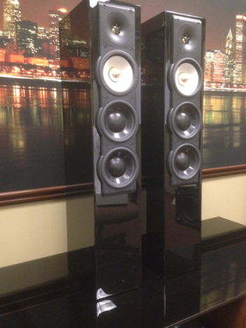 Paradigm Special Edition 3 - Black Gloss - Front