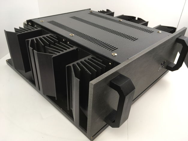 Krell KST-100 100W Class A Amplifier, Built Like a Batt...