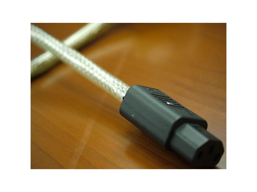 Burmester  Silver Power Cable