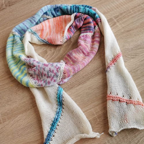 Knitted scarf Sietske