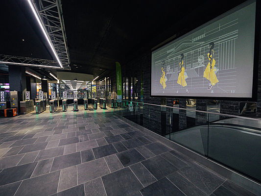  België
- Rénovation complète de la station de la Bourse : place aux artistes