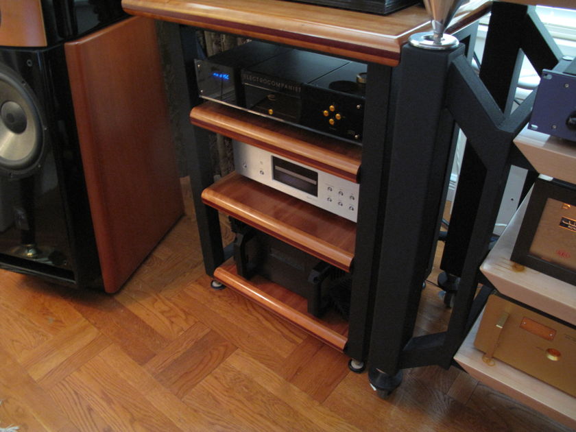 Electrocompaniet EMC 1 UP  best sounding CD player to have graced my system richness, tonality, soundstaging