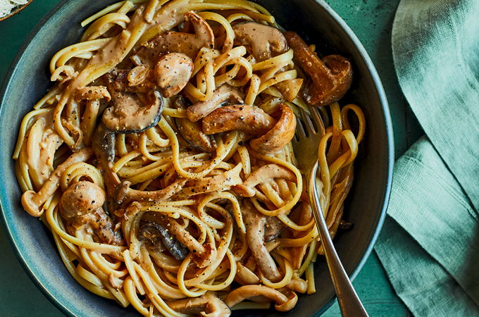 Creamy Miso and Mushroom Pasta