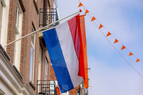 Amsterdam Travel Card Options Compared for 2026