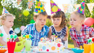 bg motsi mabuse kindergeburtstag partyhüte torte