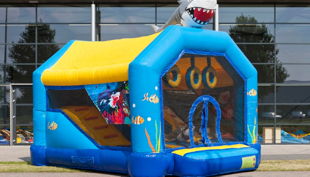 hüpfburg mit rutsche mieten