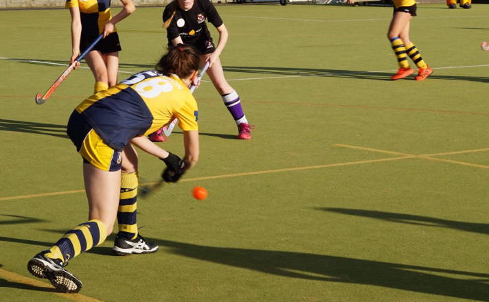 EV2 hockey teamwear in action