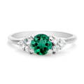 Emerald_ring_white_gold