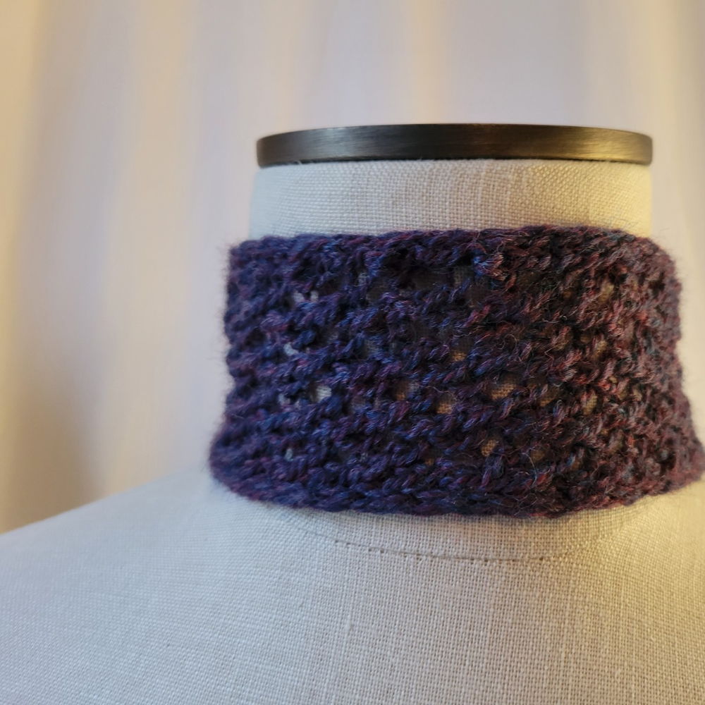 Arbors Head and Neck Scarf