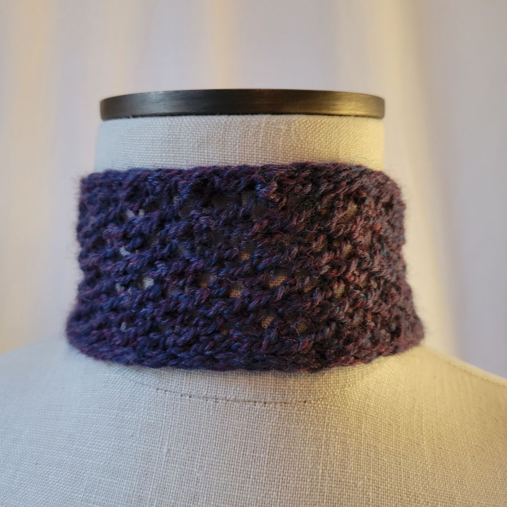Arbors Head and Neck Scarf