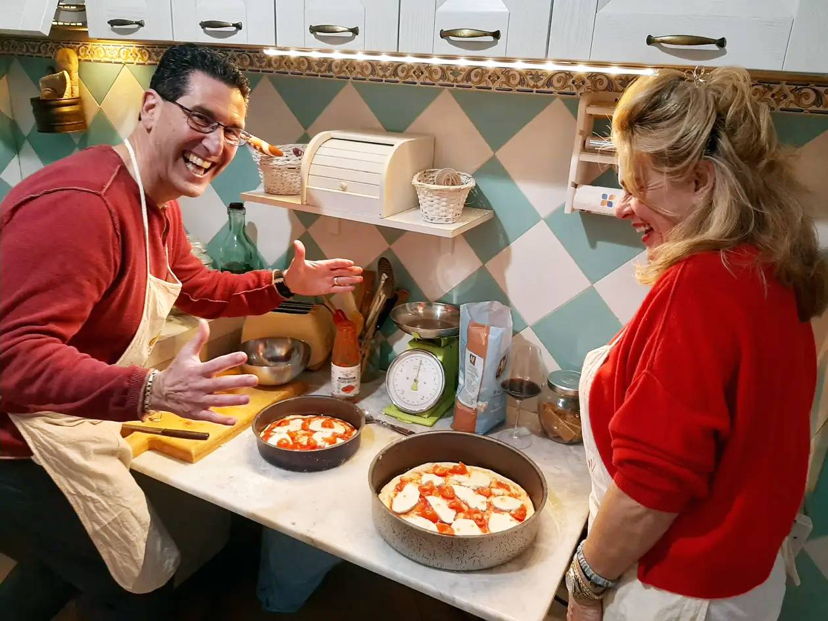 Cooking classes Rome: Happy pizza!