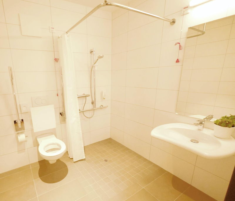 Zimmer Classic Barrierefrei Bad