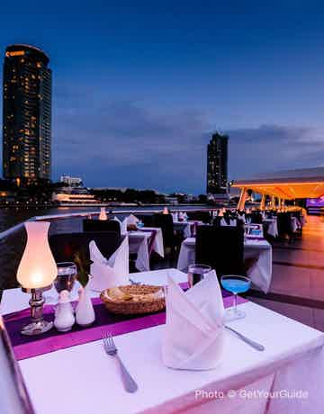 Experience the beauty of the city's monuments